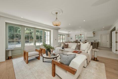 Informal Lounge
