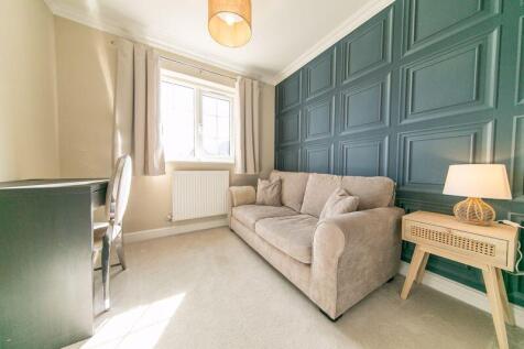 Bedroom 5/Home office 2