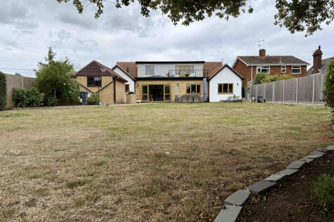 6 bed chalet for sale Cordys Lane, Trimley St. Ma