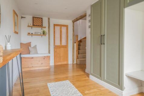 Derby Cottage (7).jpg