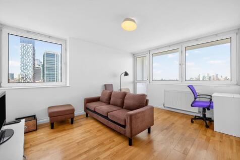 A rare opportunity to rent apartment within the sought after Simla House. Boasting approximately 442 sq ft of living space within one of SE1's most prominent and sought after ex local authority develo