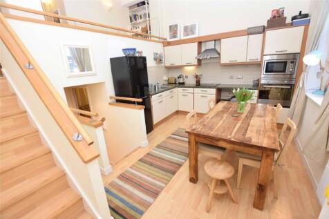 DEPOSIT FREE OPTION AVAILABLE | AVAILABLE 4TH AUGUST | FULLY FURNISHED | SECURE ALLOCATED PARKING | UNIQUE TRIPLEX | BILLS PACKAGE AVAILABLE FOR STUDENTS AT ADDITIONAL COST | The Sorting House is loca