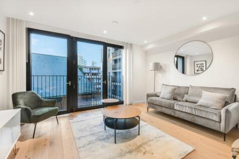 Modern two bedroom, two bathroom apartment in The Denizen, a recent prime London location development, a stroll from the Barbican and the City of London. Features a stunning open plan stylish living/d