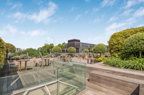 Communal Roof Terrace