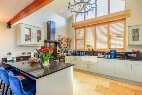 Kitchen/Lounge