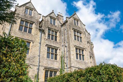 Shipton Court