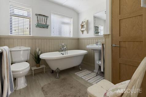 Ground floor bathroom