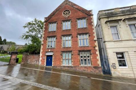 2 Bedroom Flat in EX4 3SA