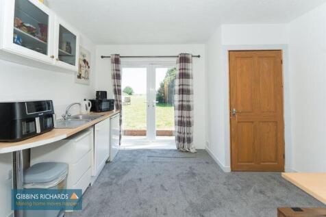 Annexe - Sitting/Kitchen