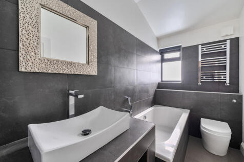 1388994-9-69400fb...