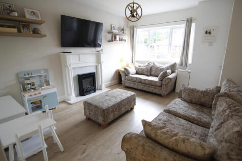3 Bedroom End Terrace for Sale