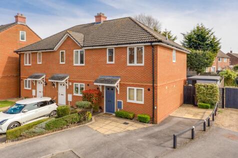 7 Shire Close, Kettering-2.jpg