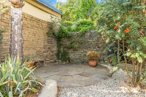 2 Castle Mews-28