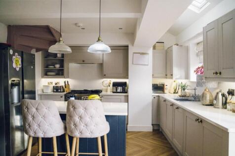 Cegin a &#39;Stafell Fwyta / Open Plan Kitchen Diner
