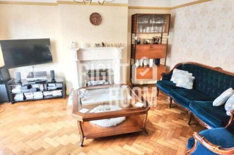room-2-32-sharon-gardens-e9-7rx-1064884