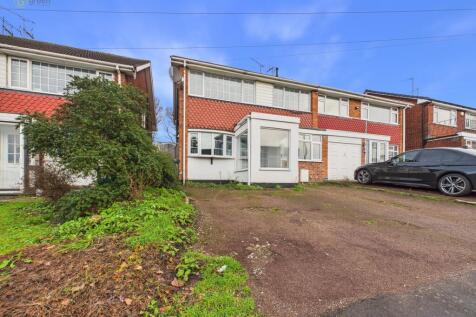 4 bed, 1 bath Semi-Detached in Birmingham - Photo 41