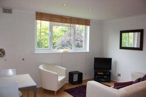 Avon Court 34 - liv.