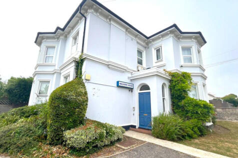 Flat in BN11 1RE