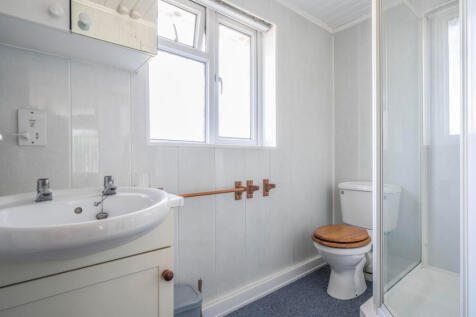 En Suite Shower Room