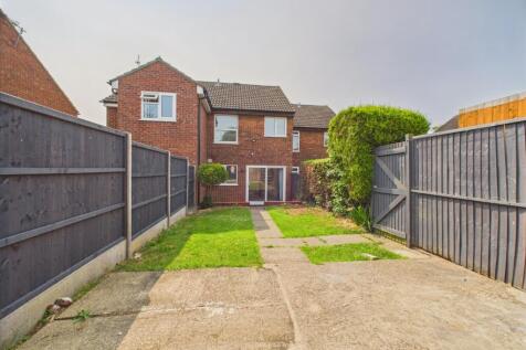 CAM01909G0-PR0345-STILL019