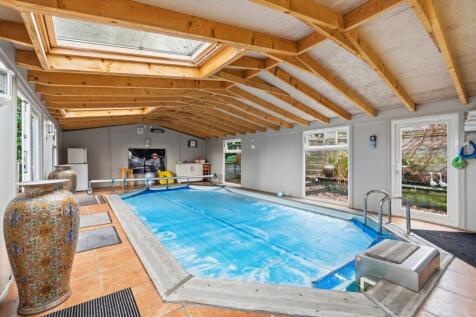 Property Image 28