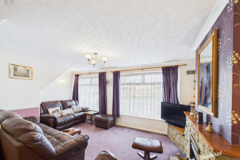 CAM03218G0-PR0805-STILL008