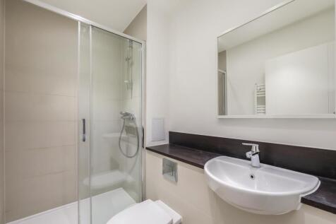 bathroom (Main)