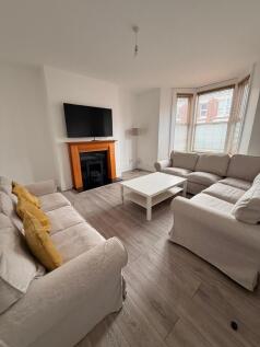 8 Bedroom Terraced in NE2 3HE