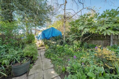 garden rear h.jpg