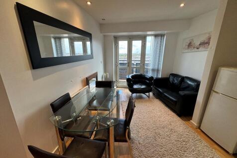 MASSHOUSE 1 BED, 8TH FLOOR WITH PARK FACING BALCONY EPC B Council Tax B