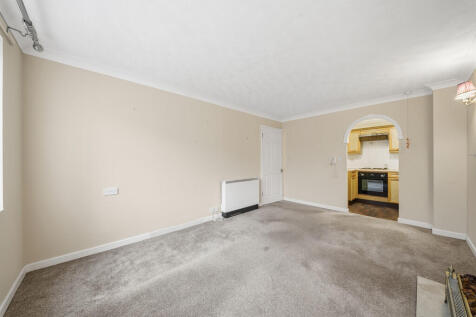 25 Mere Court Rus...