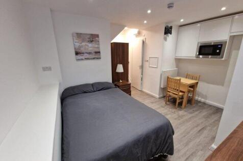 chatsworth-road-nw2-4bl-1063802