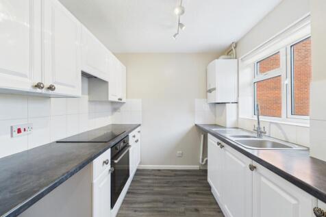 CAM02023G0-PR0171-STILL002