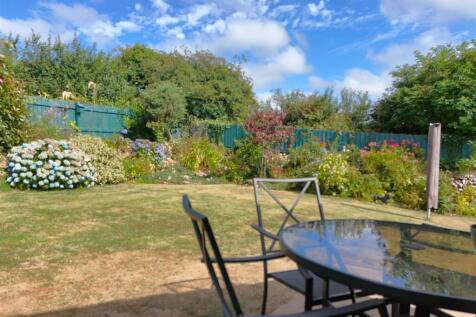 Patio to garden