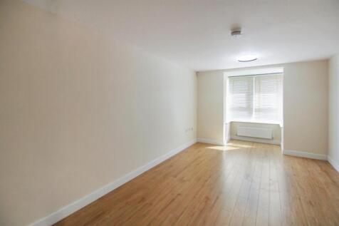 Lounge 2.jpg