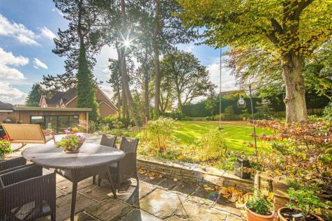 7 bed, 4 bath Detached in Sheffield - Photo 31
