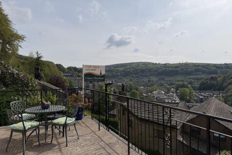 Balcony & views