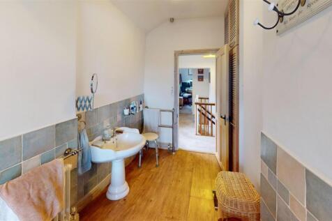 The-Coach-House-Bathroom 2.jpg