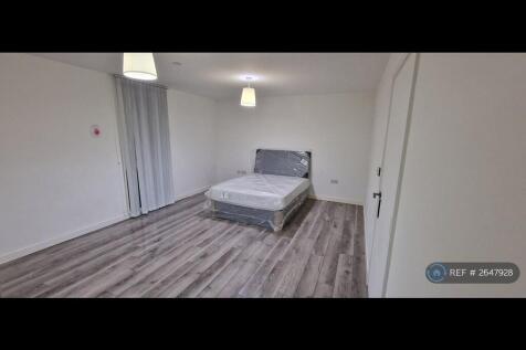 Master Bedroom With Double Bed