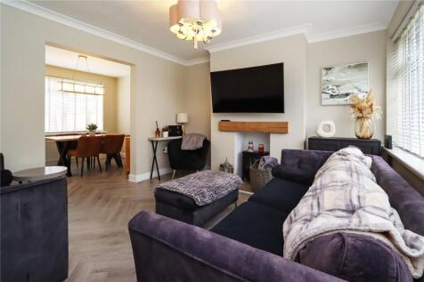 Lounge Pic 1