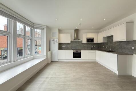 Kitchen/Lounge 2