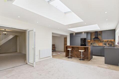 CAM03830G0-PR0160...