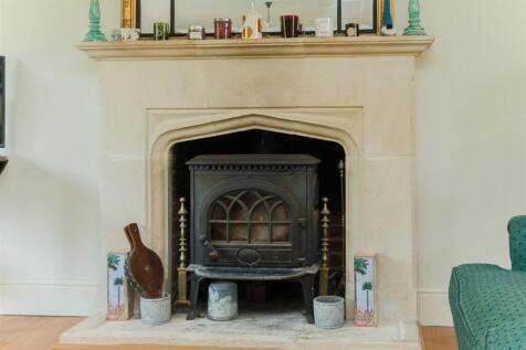 Sitting Room Feature Fireplace