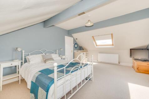 BEDROOMS AND BATHROOMS