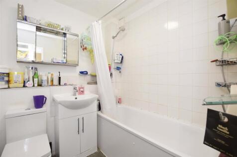 Bathroom.jpg