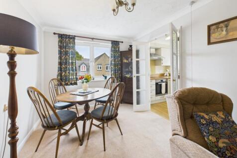 CAM02545G0-PR0500-STILL006