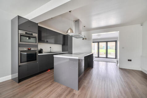 1388994-15-694010...