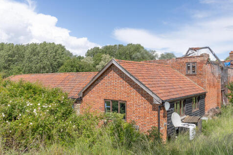 Hollybush Farm - Anna Charles-1 T202606151411.jpg