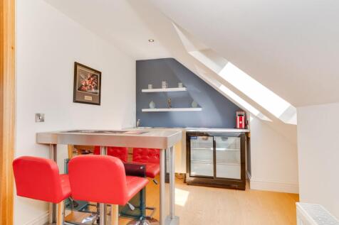 BEDROOMS AND BATHROOMS