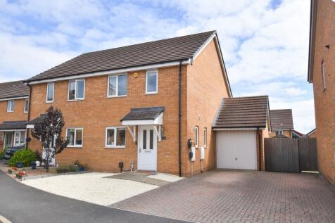 14 Blake Close